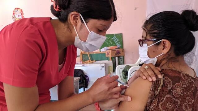 Jujuy habilita nuevos vacunatorios y amplía la edad de cobertura.