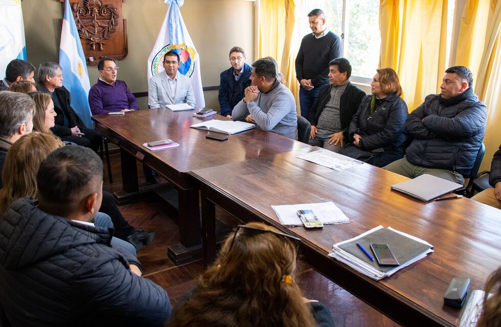 Autoridades del Consejo Vecinal se presentaron en el Concejo Deliberante capitalino