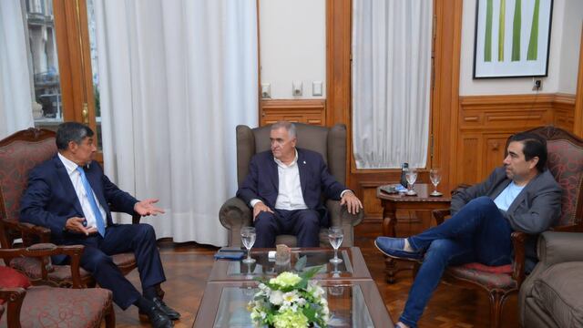 El  acueducto de Vipos, la refacción del Aeropuerto, la doble terna de El Bracho – Villa Quinteros, la  ruta 323 y la cárcel de Benjamín Paz