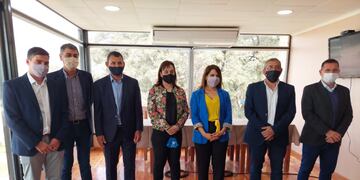 Atlético y San Martín firmaron un convenio contra la discriminación en el deporte.
