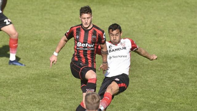 El Chino Lucas Landa pone todo en el Instituto-Defensores (Foto: Ramiro Pereyra).