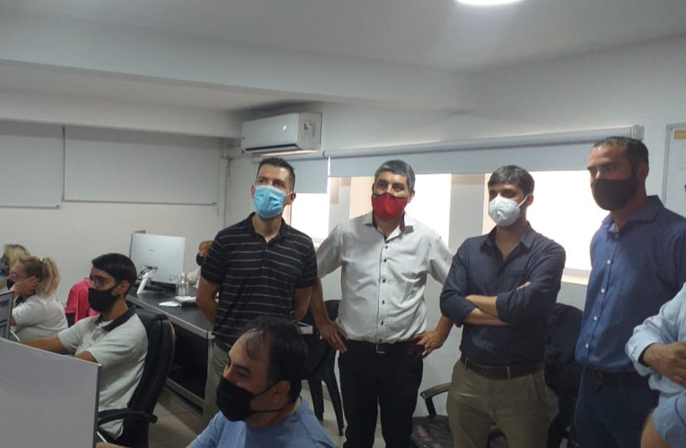 El Intendente de Jesús María visitó el Centro de Monitoreo de Seguridad de Carlos Paz