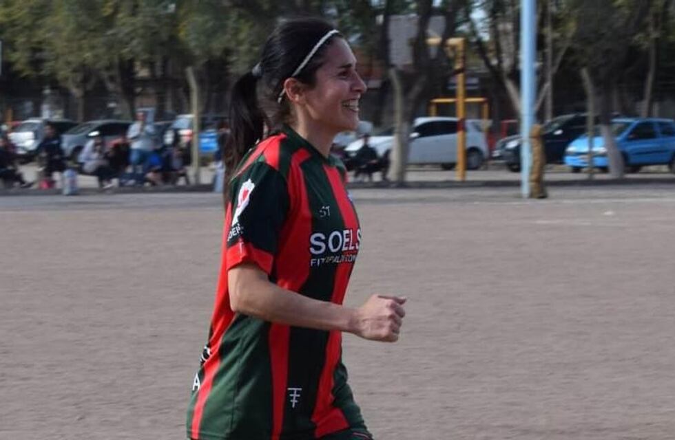 Liga Cordobesa: la Justicia ordenó que habiliten a una futbolista más allá del límite de edad