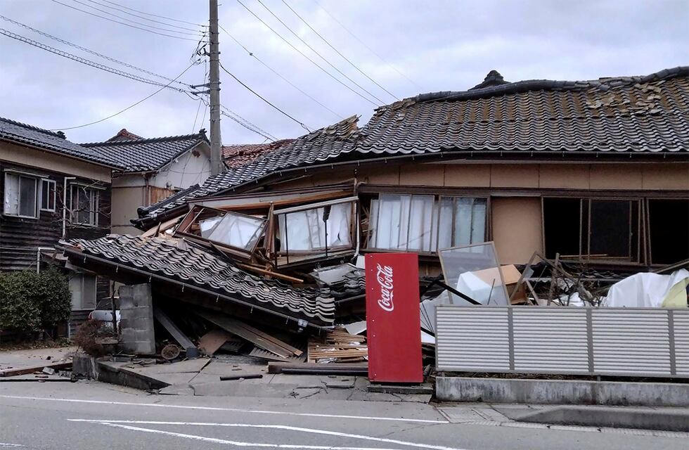 Un sismo de 7,6° azotó a Japón y provocó alerta de tsunami: más de 50 mil evacuados y al menos seis muertos