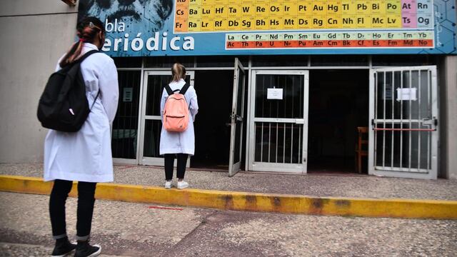 Las clases se dictaron en el Laboratorio I con aforo reducido.