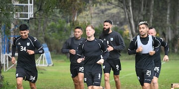 Gimnasia y Esgrima de Jujuy sumó seis partidos consecutivos sin perder y se mantiene en la punta de la Primera Nacional. Ahora se prepara para enfrentar a su escolta Chacarita Juniors, en Buenos Aires.