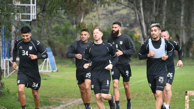 Gimnasia y Esgrima de Jujuy sumó seis partidos consecutivos sin perder y se mantiene en la punta de la Primera Nacional. Ahora se prepara para enfrentar a su escolta Chacarita Juniors, en Buenos Aires.