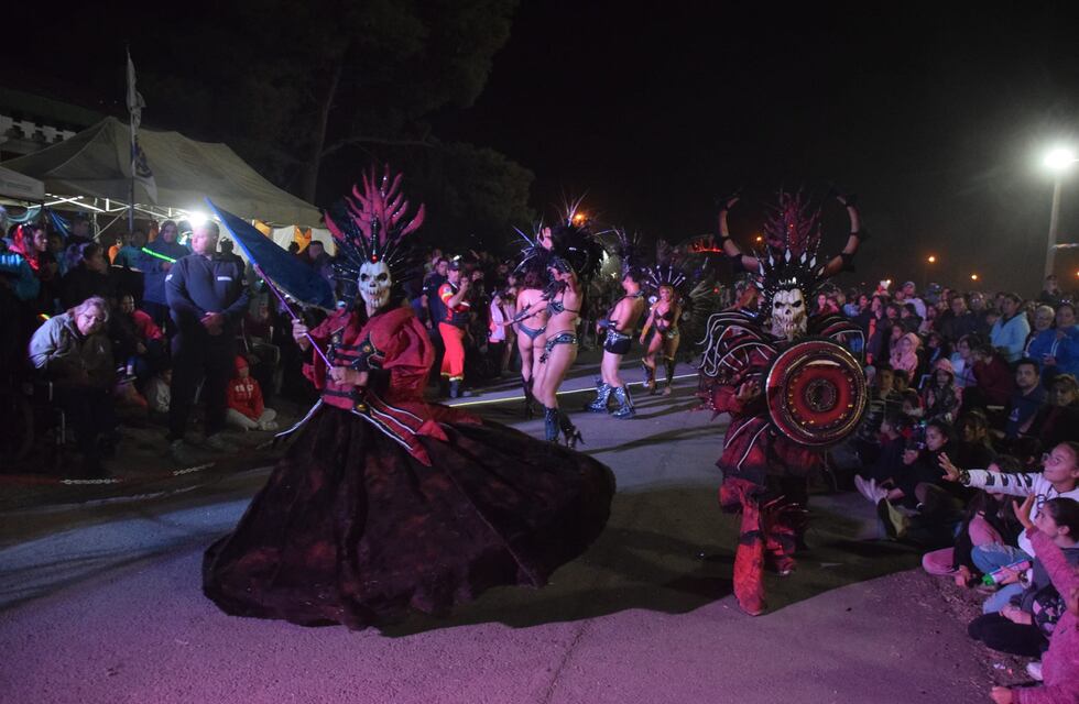 Punta Alta: última noche de los Corsos Rosaleños