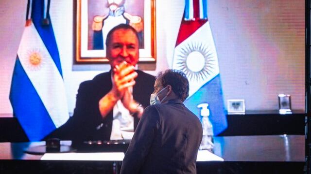 El gobernador Schiaretti felicitó al reelecto Juan Manuel Llamosas.