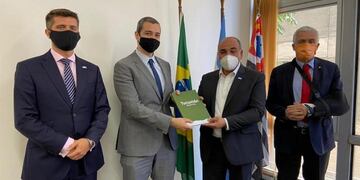 El gobernador Juan Manzur gestiona el regreso de los vuelos de Tucumán a San Pablo