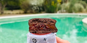 La casa de té que ganó dos medallas en el Mundial del Alfajor 2024 también brinda hospedaje en medio de las Sierras de Córdoba.