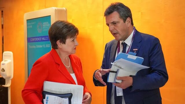 El ministro de Economía, Sergio Massa, junto a Kristalina Georgieva del FMI. Foto: Ministerio de Economía.