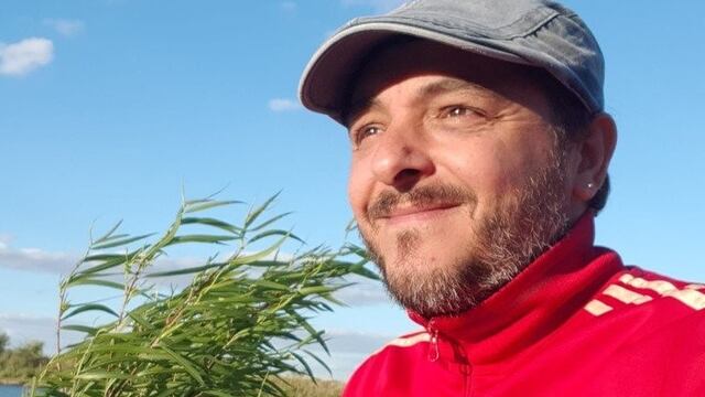 Le robaron la camioneta con cuatro perras y gracias a las redes sociales recuperó todo al día siguiente