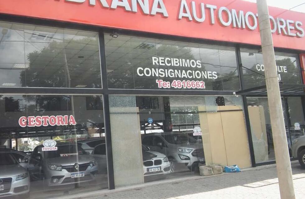 Córdoba: balearon una concesionaria, todo quedó filmado pero aún no identificaron al atacante