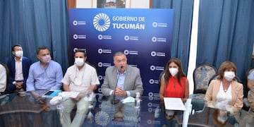 Coronavirus: suspendieron festivales provinciales y el aforo se redujo a 400 personas para eventos