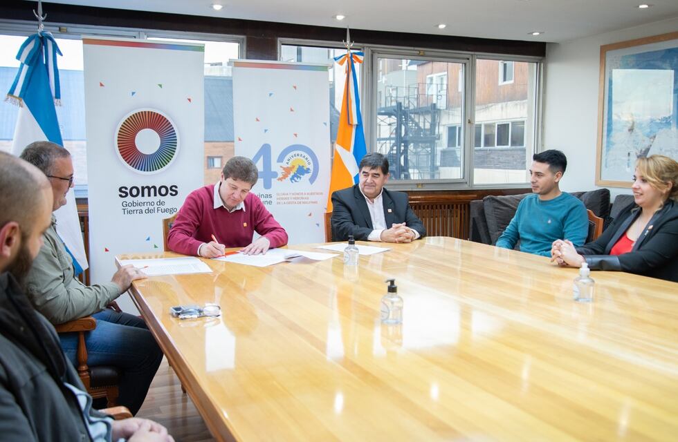 Tierra del Fuego y Compass acordaron la formación de fueguinos en gastronomía