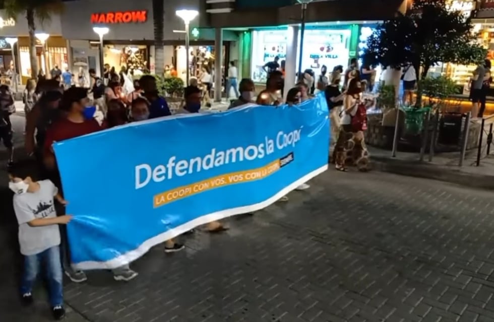 Trabajadores de la Coopi volvieron a movilizarse por las calles de Carlos Paz