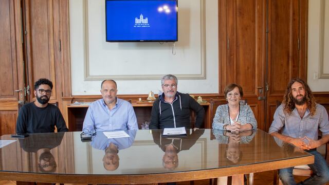 presentaron “Semana Santa frente al Mar”
