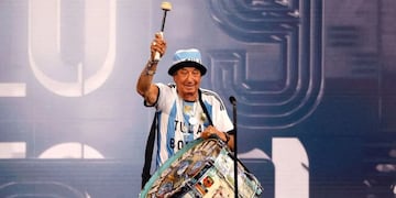 Carlos Pascual fue premiado en los premios The Best