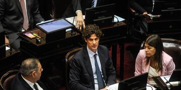 Senado 
Debate en el senado sobre el DNU 
Argentina
Eduardo Vischi lousteau suarez Zimmermann Bloque radical UCR
Foto Federico Lopez Claro