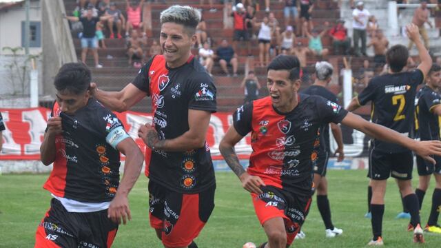 Brahiam Cutiño autor del gol de empate ante Olimpo cumplió 100 partidos en Primera