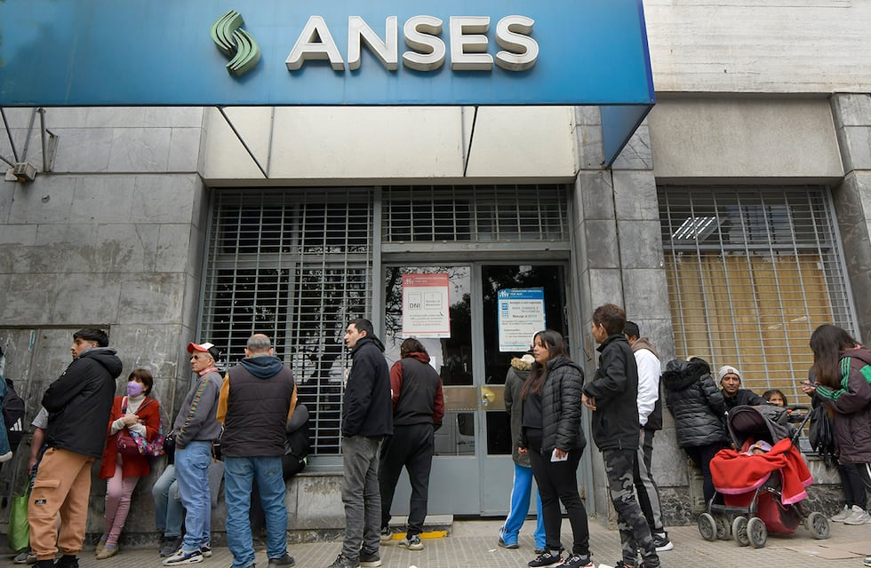 Qué pasa con el calendario de pagos de Anses, tras haber estado inactiva este lunes