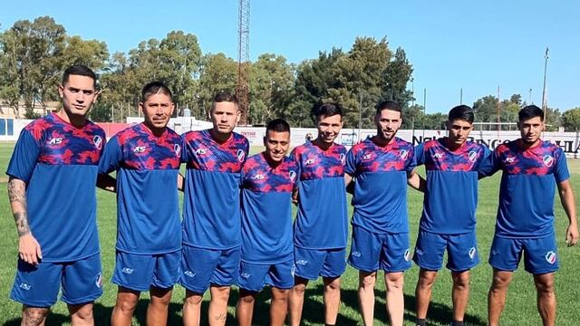 Nicolás Stella, Mauro Gomez, Nicolás Orellana, Gerónimo Nieto, Nicolás Pedernera, Agustín Lezcano, Ezequiel Nanco y Patricio López, los refuerzos de Rosario Puerto Belgrano.