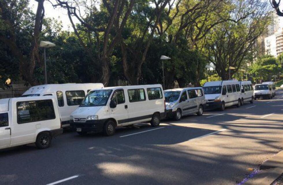 Transportistas de discapacitados harán una vigilia en reclamo de aumentos