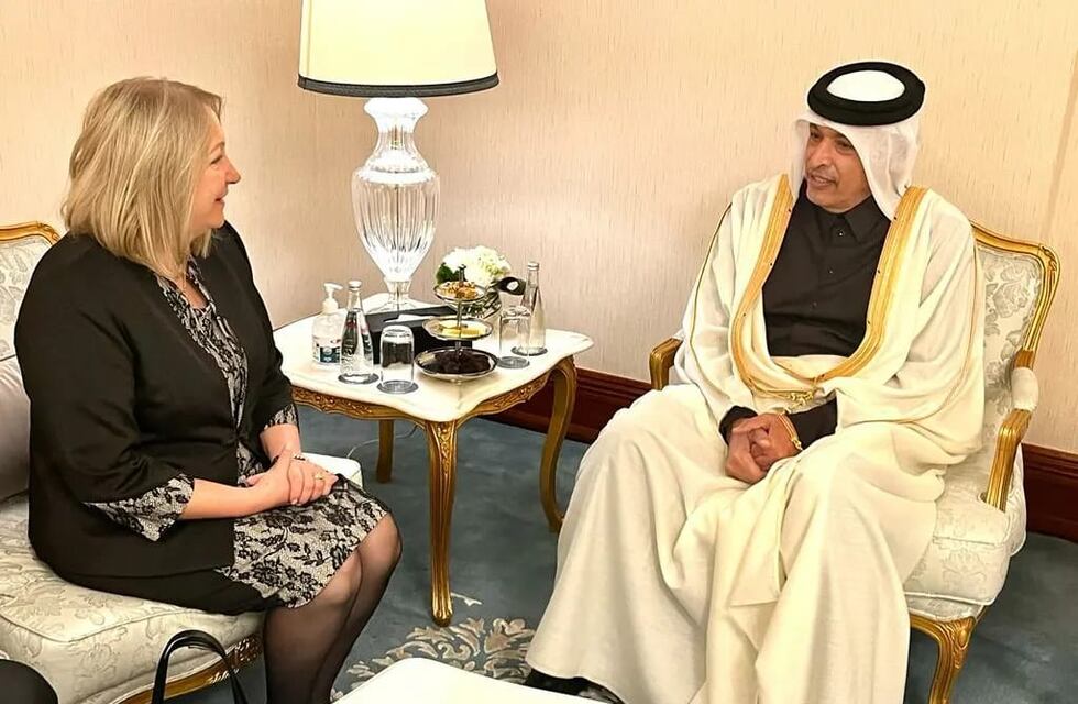 Giacoppo se reunió con el presidente del parlamento catarí