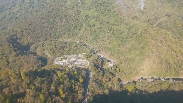 En la zona del Indio, brigadistas combaten los incendios