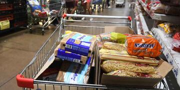 La infllación en nuestro pais no frena, los precios siguen aumentando sin parar
Foto:José Gutierrez / Los Andes