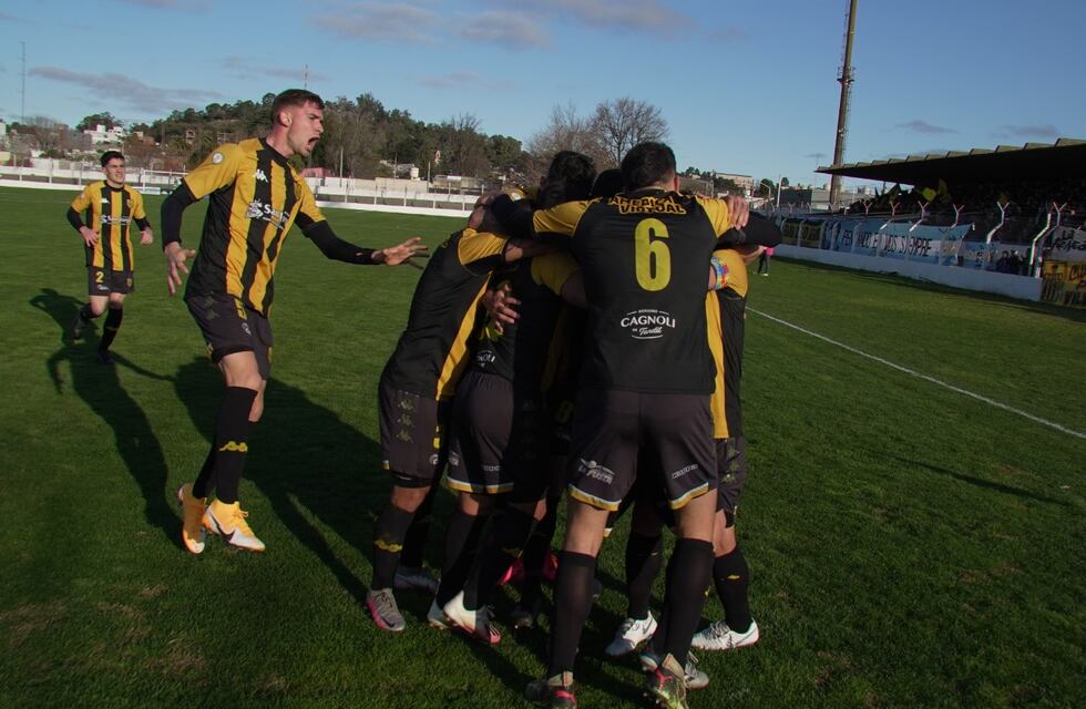 Santamarina de Tandil ganó 3 a 1 ante Atlético Rafaela por la fecha 28 de la Primera Nacional