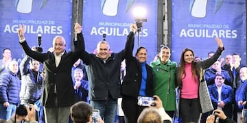 El gobernador encabezó un acto junto a la militancia del departamento Río Chico y llamó a consolidar un triunfo el 26 de octubre.