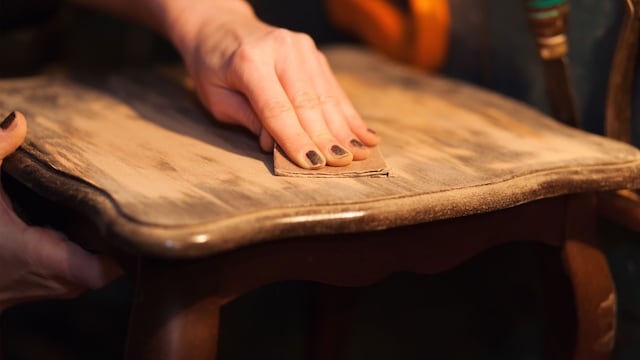 Curso de restauración de muebles