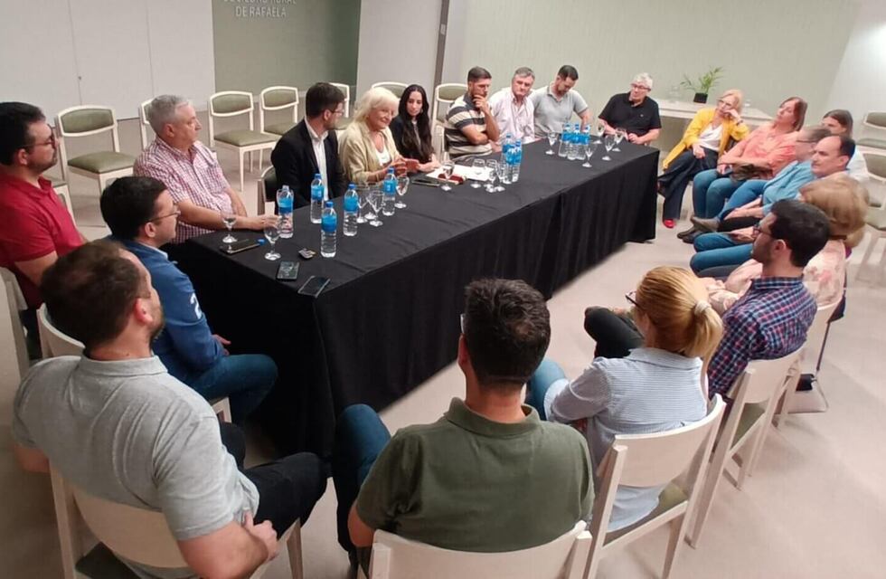 La Sociedad Rural recibió a Leo Viotti, Lisandro Mársico y Caro Giusti