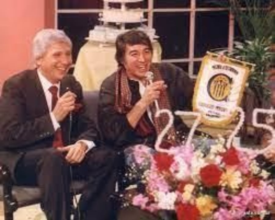 Sandro y el conductor rosarino AJ Llorente forjaron una amistad de años.