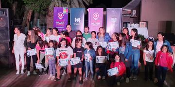 "Fiesta del Deporte". Gran convocatoria de niños, jóvenes y adultos que participan de los diversos deportes que ofrecen las entidades deportivas durante todo el año.