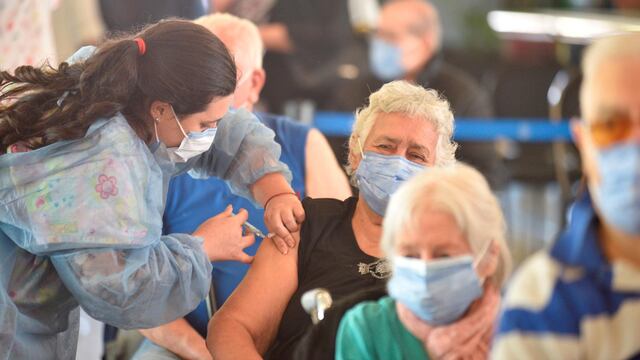 Ya se vacunaron más de 251 mil cordobeses.