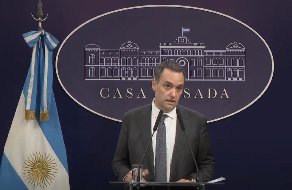Según Manuel Adorni, Rosario tiene “la mitad de la tasa de homicidios que hoy tiene Ecuador”