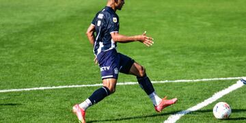 Una sobrecarga muscular dejaría a Diego Valoyes al margen del duelo con San Lorenzo (Federico López Claro).