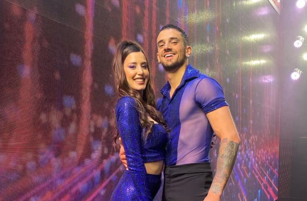 “El rígido”: Juliana Díaz debutó en el Bailando 2023 con blooper y memes por su bailarín