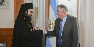 El gobernador Osvaldo Jaldo se reunió con el arzobispo de la Iglesia Ortodoxa Argentina