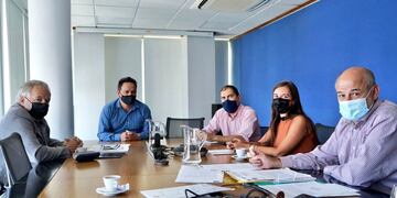 El intendente Mariano Uset, la diputada provincial Abigail Gómez y el secretario de Obras Ignacio Torrontegui