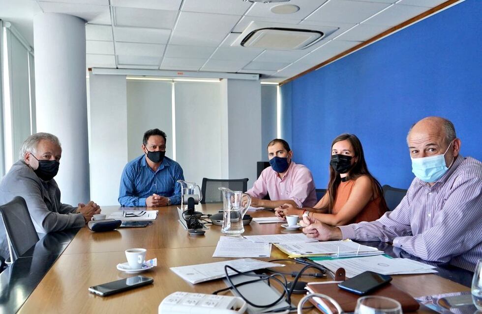 Uset se reunió en La Plata con autoridades de ABSA