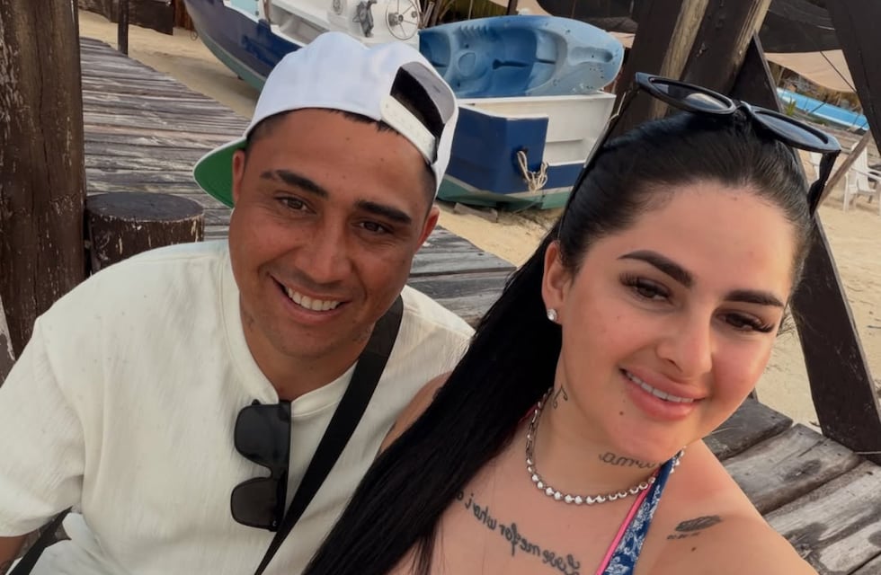 Kami Franco y El Moneda recrearon su primer viral en un paradisíaco destino: “A comer un choripán”