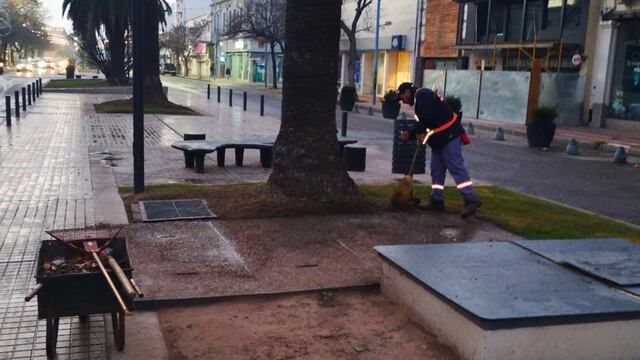 Limpieza en el Bv. Santa Fe