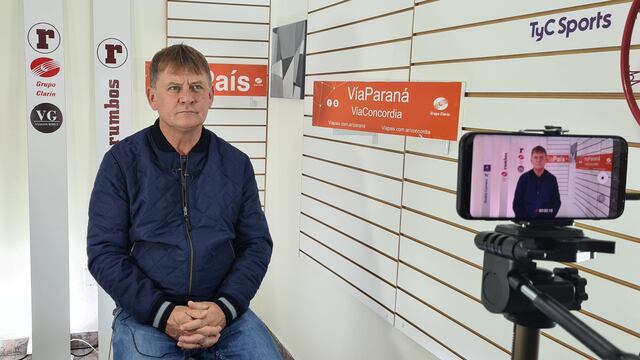 Daniel Koch en los estudios de Vía Paraná