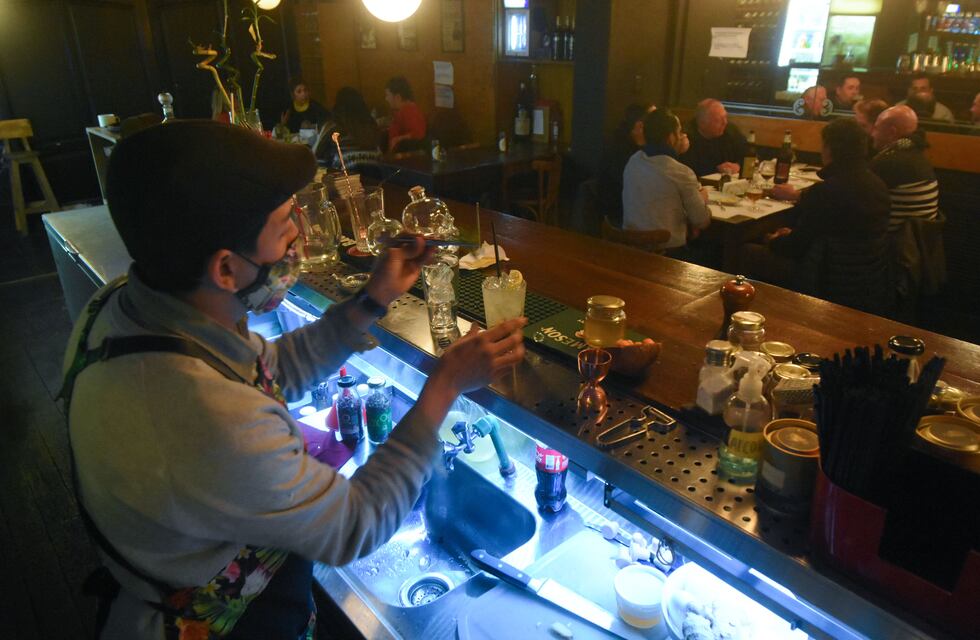 Paraná amplió el horario de circulación de personas