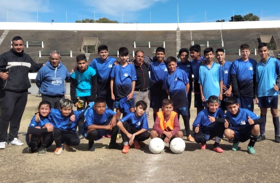 FC Puerto Belgrano debutó oficialmente en los torneos de Menores de la Liga del Sur
