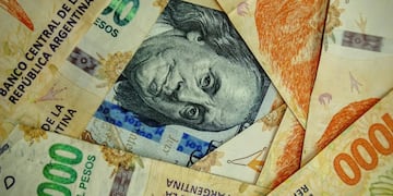 Estudios privados confirman que en el tercer trimestre del año la actividad tocó fondo y resurge.